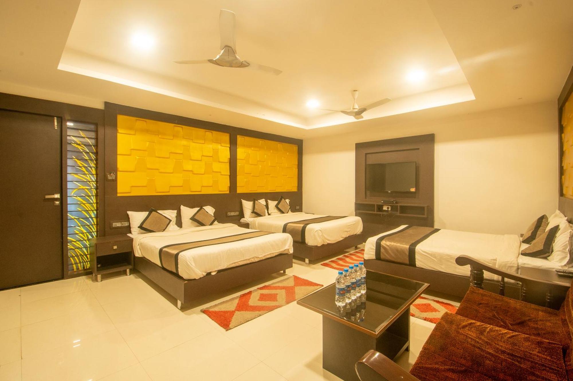 Parampara Residency Kushālnagar Extérieur photo